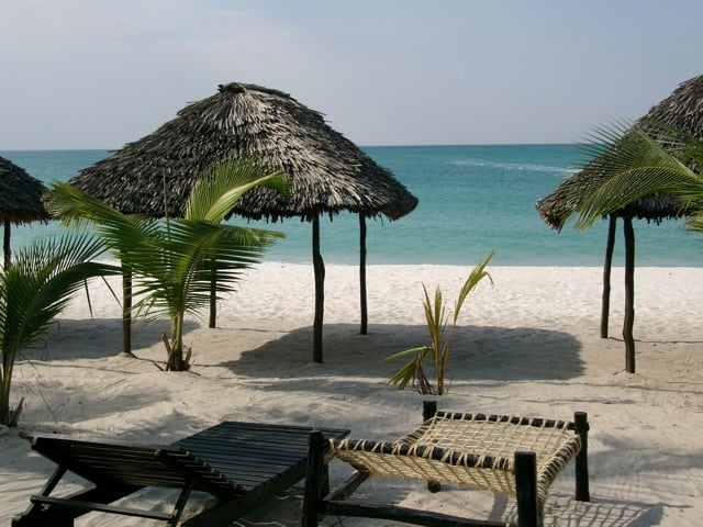 Dar-es-salaam-Beach-on-the-peninsula-of-Kigamboni